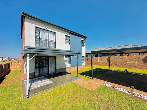 1000 Coati, Cosmo City, Roodepoort