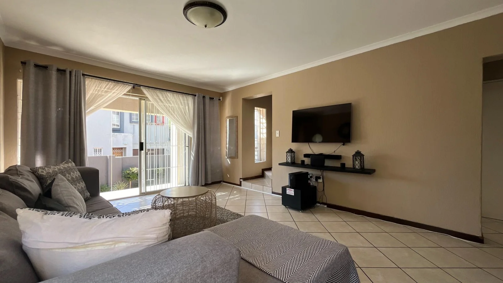 3 Bedroom Duplex to Rent