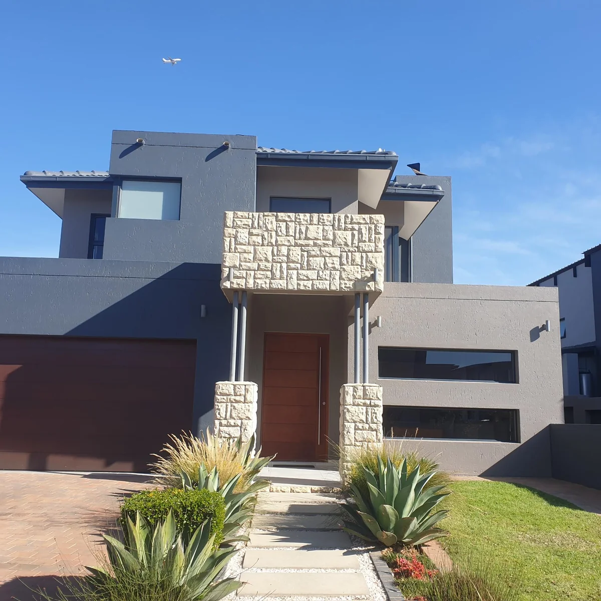 Modern Contemporary Home for sale in Swallow Hills Lifestyle Estate