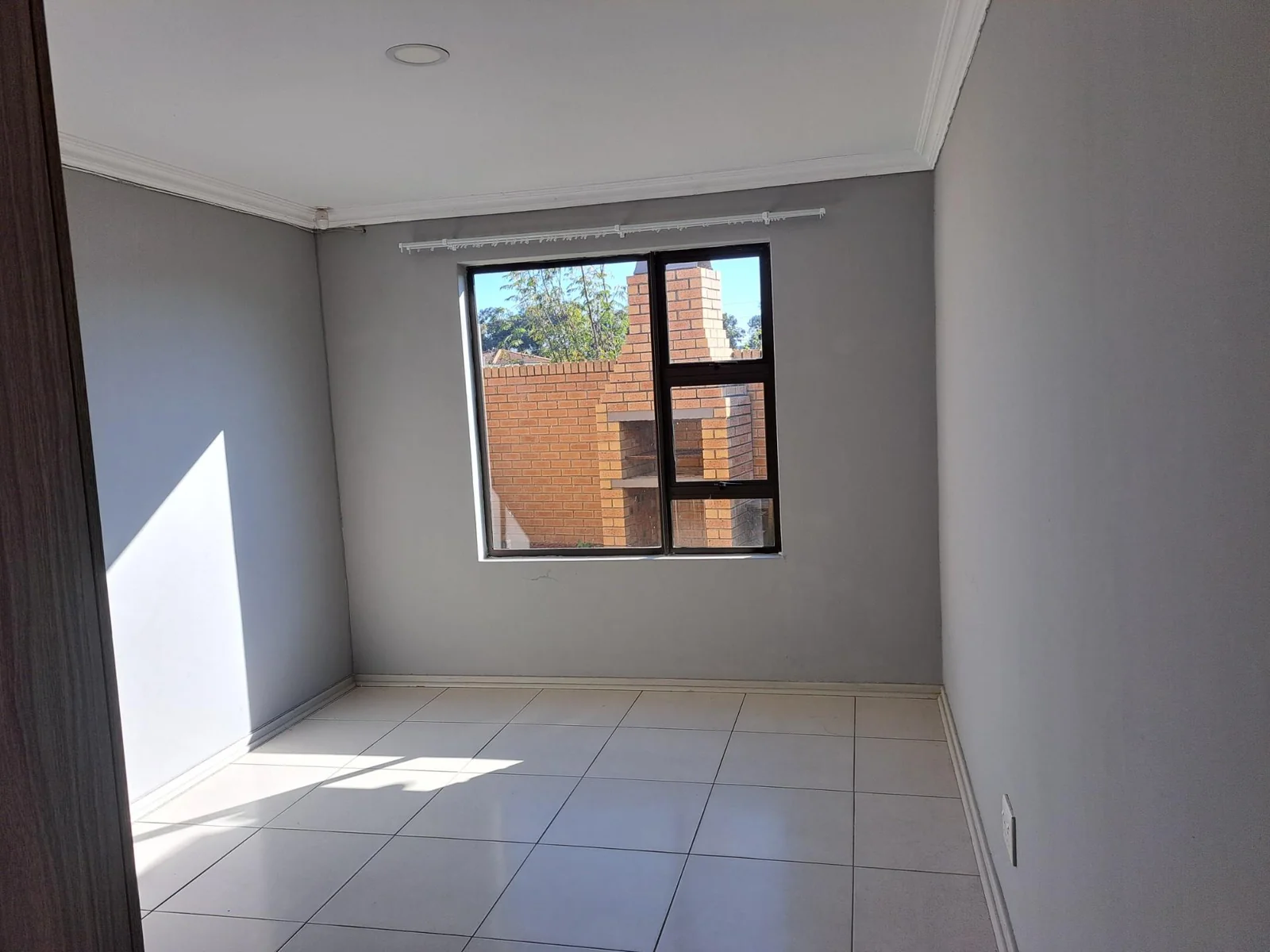 Immaculate 3 bedroom townhouse for sale