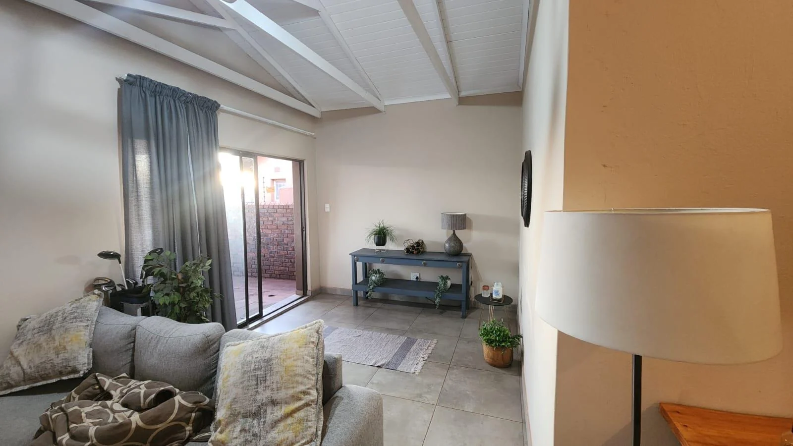 Flat to Rent in Kathu