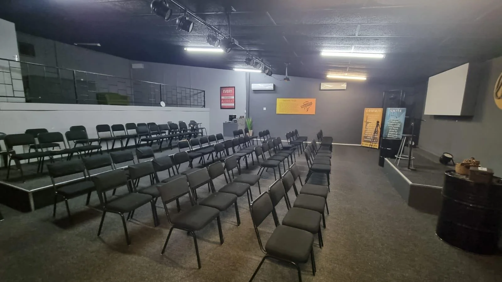 Large Commercial Space available in Postmasburg