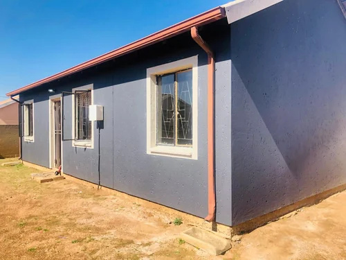 Golden Gardens, Sebokeng