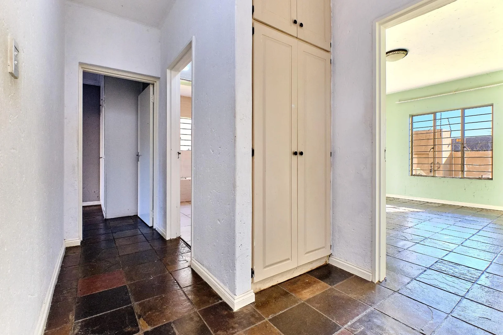 A Three- Bedroom Ground Floor Apartment in Weltevreden Park For Sale.