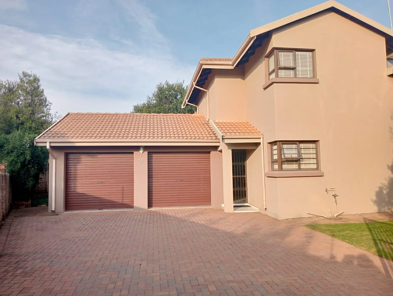 3 Bedroom House in a secure estate in Pomona