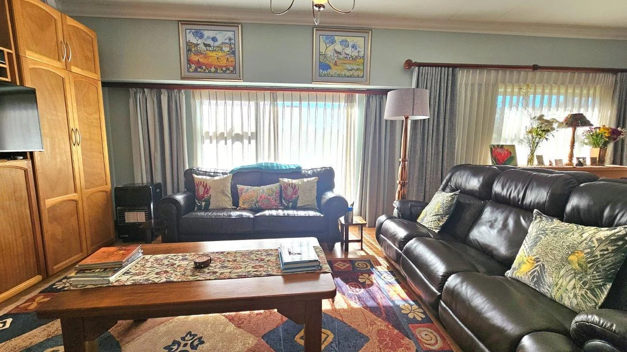 CAPTIVATING  VIEWS OF THE BUSHVELD - 3 BEDROOM SECTIONAL TITLE UNIT – RETIRE@MIDSTREAM