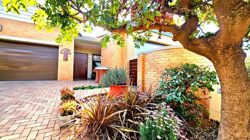 Retire at Midstream, Centurion