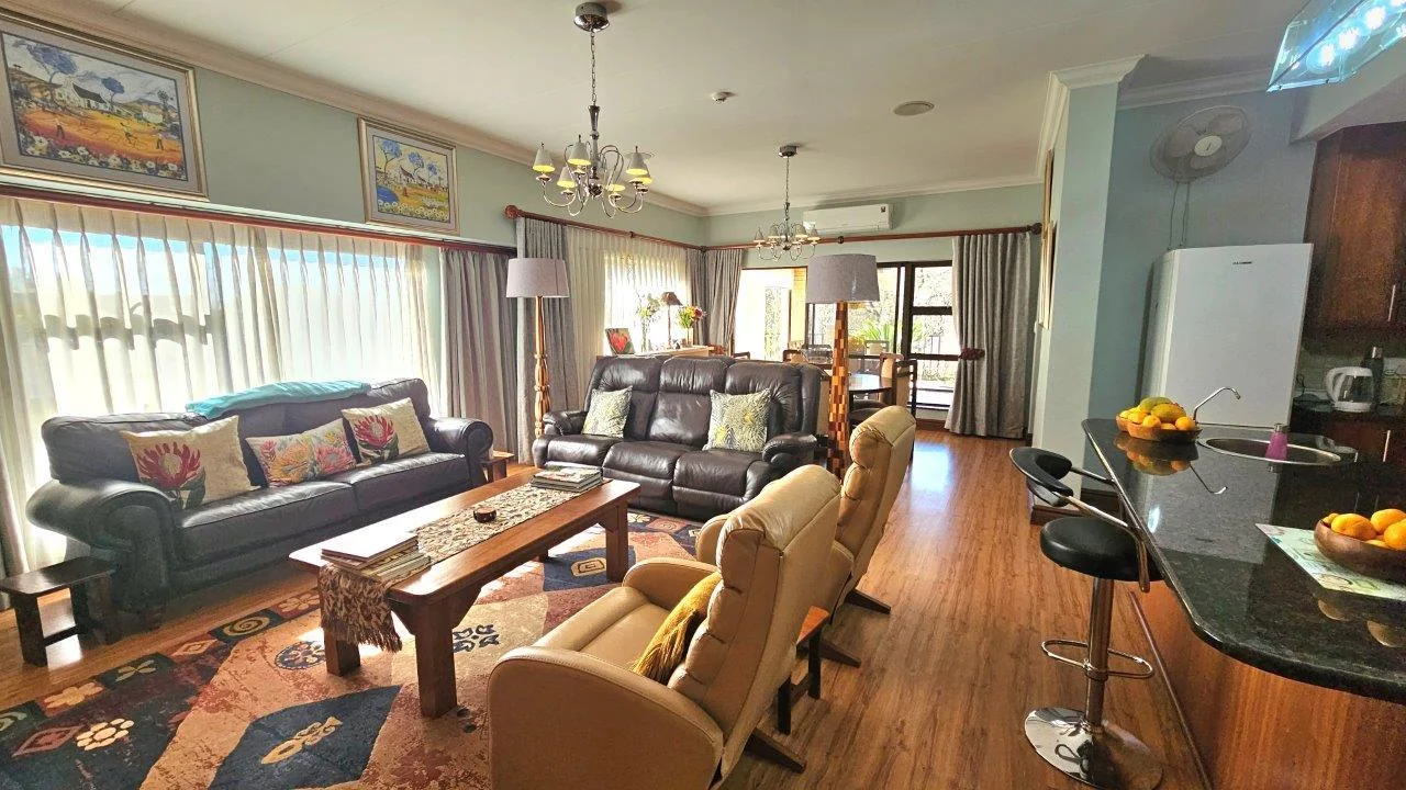 CAPTIVATING  VIEWS OF THE BUSHVELD - 3 BEDROOM SECTIONAL TITLE UNIT – RETIRE@MIDSTREAM