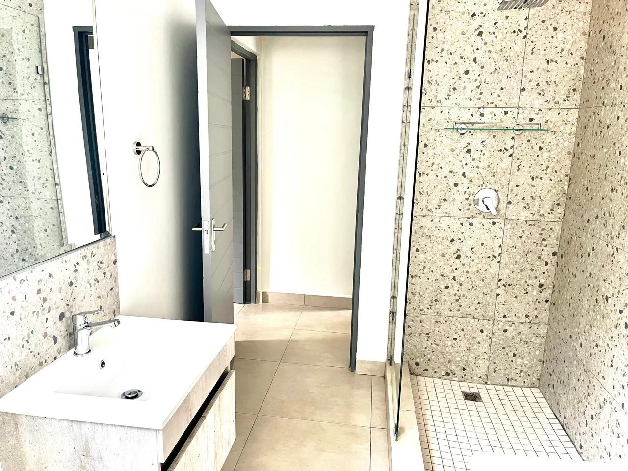 DEVELOPMENT APARTMENTS