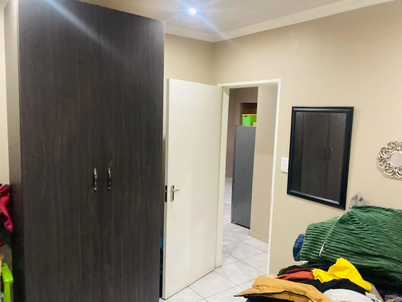 Don’t miss out on this opportunity to own a 3-bedroom corner house.