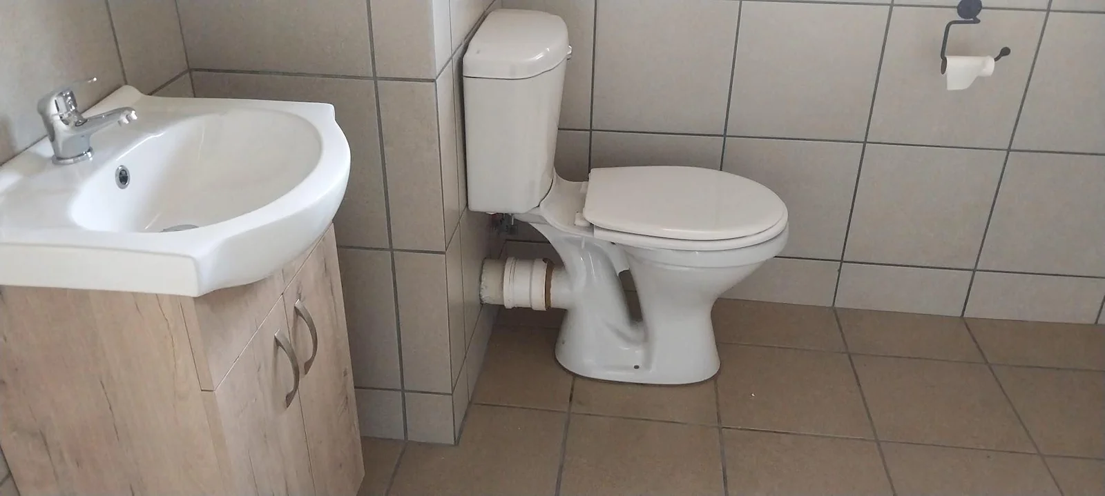 Modern, Three beds, Two Baths for Sale in Halfway Gardens