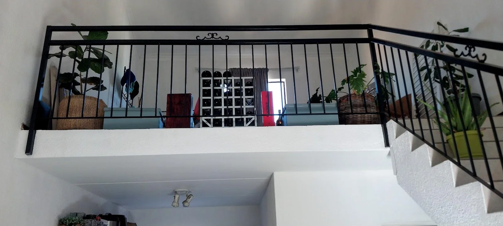 Cozy home with a Loft and a lock up Garage for sale in Halfway Gardens