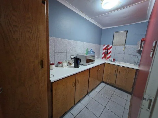 Warehouse available 1 October 2024