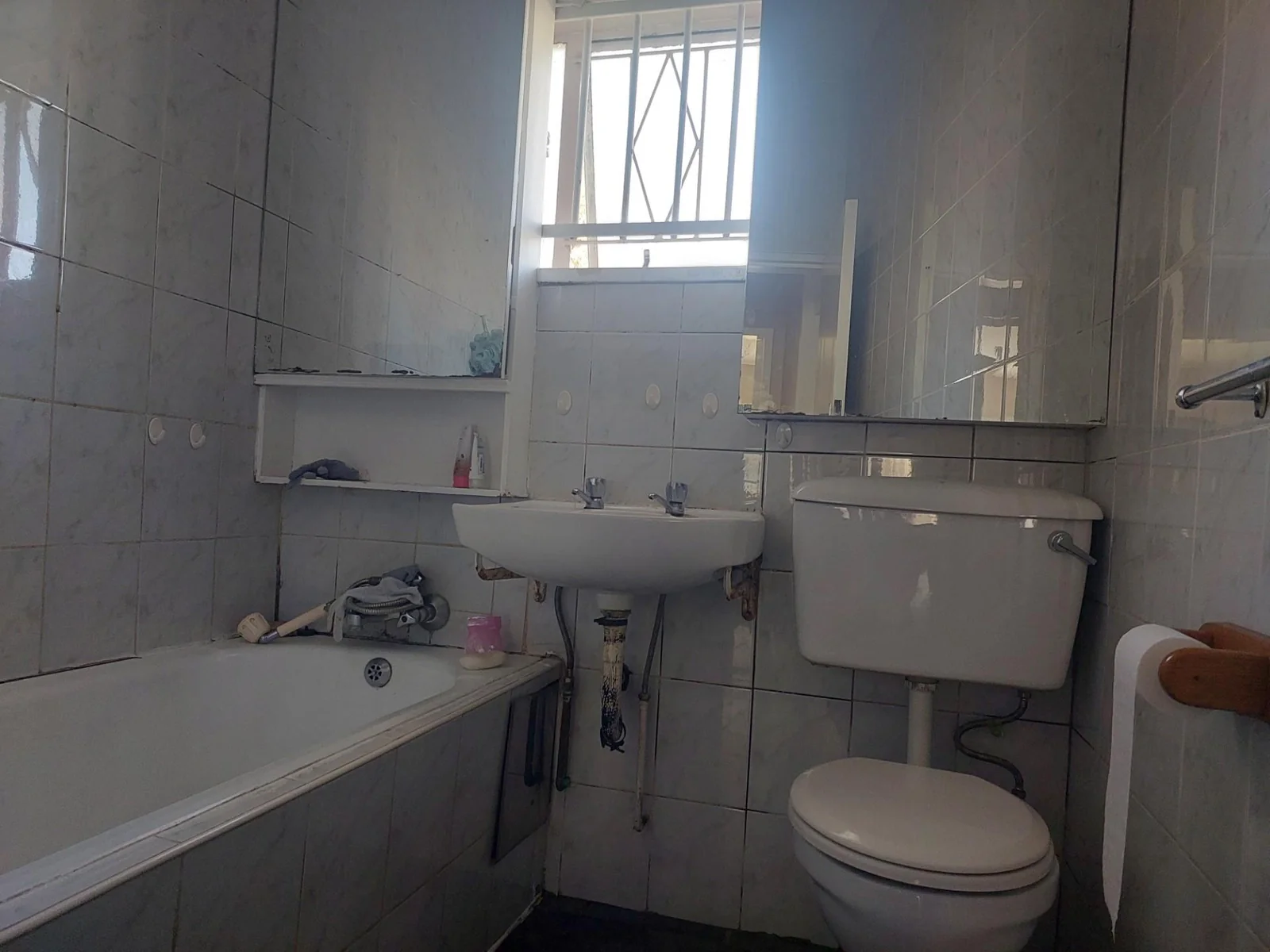 Bargain townhouse for sale in Three Rivers!