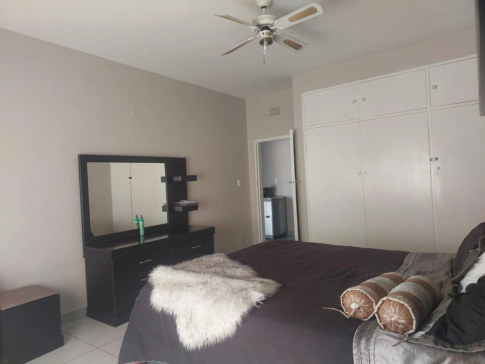 Bargain townhouse for sale in Three Rivers!