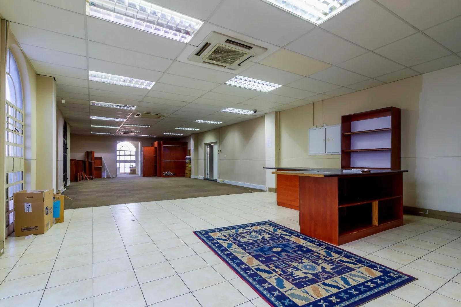 PRIME COMMERCIAL SPACE/ WAREHOUSE AND OFFICES