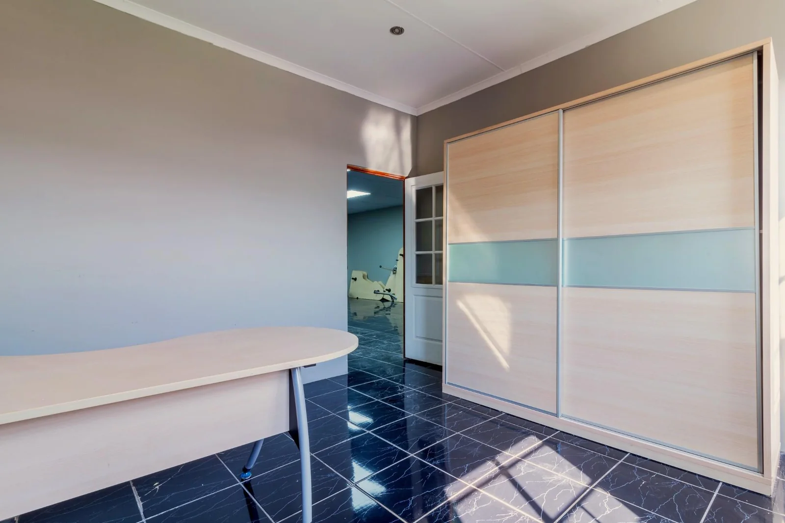 PRIME COMMERCIAL SPACE/ WAREHOUSE AND OFFICES