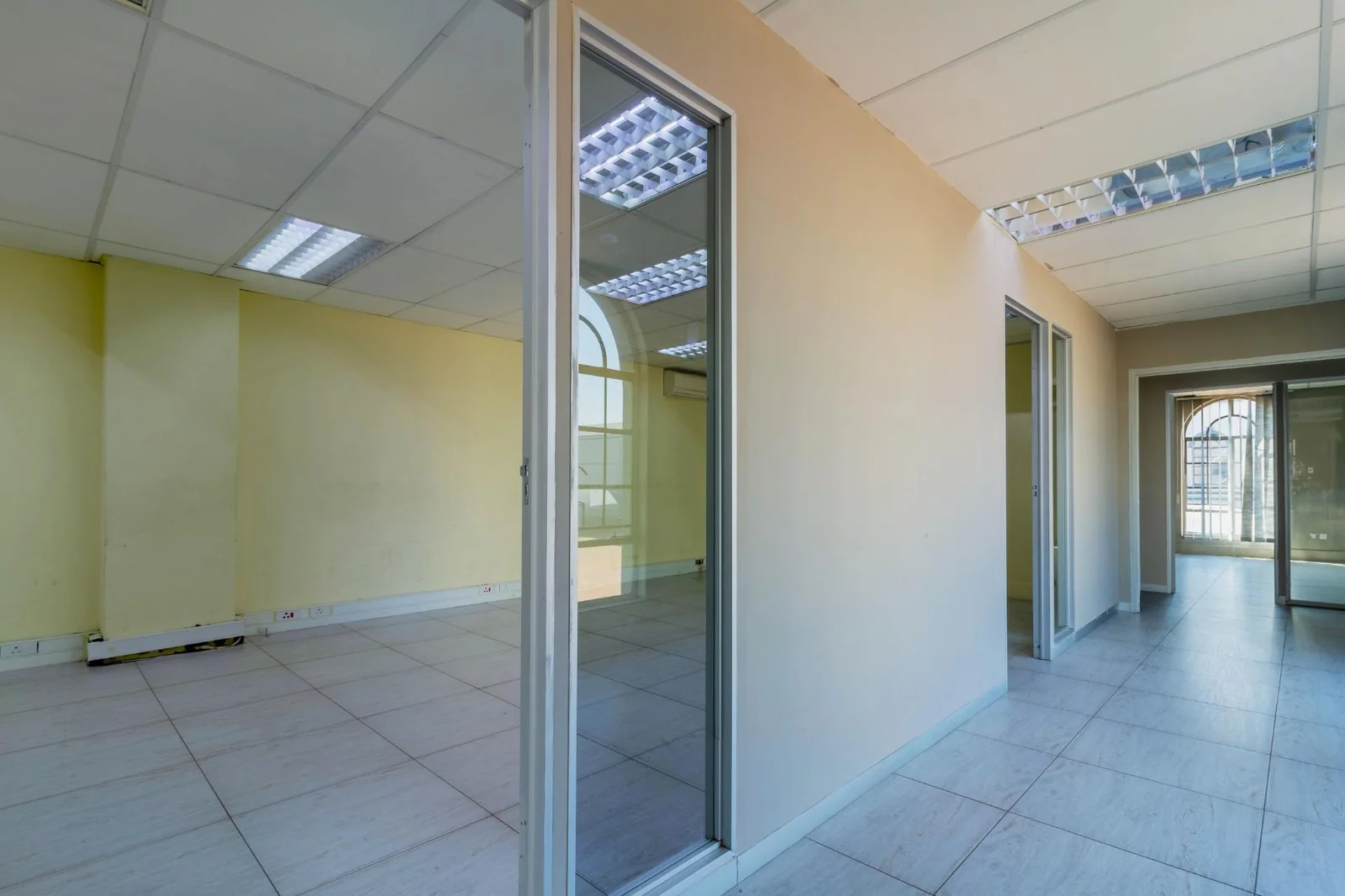 PRIME COMMERCIAL SPACE/ WAREHOUSE AND OFFICES