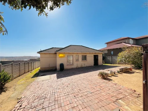 09080 Madrid, Cosmo City, Roodepoort