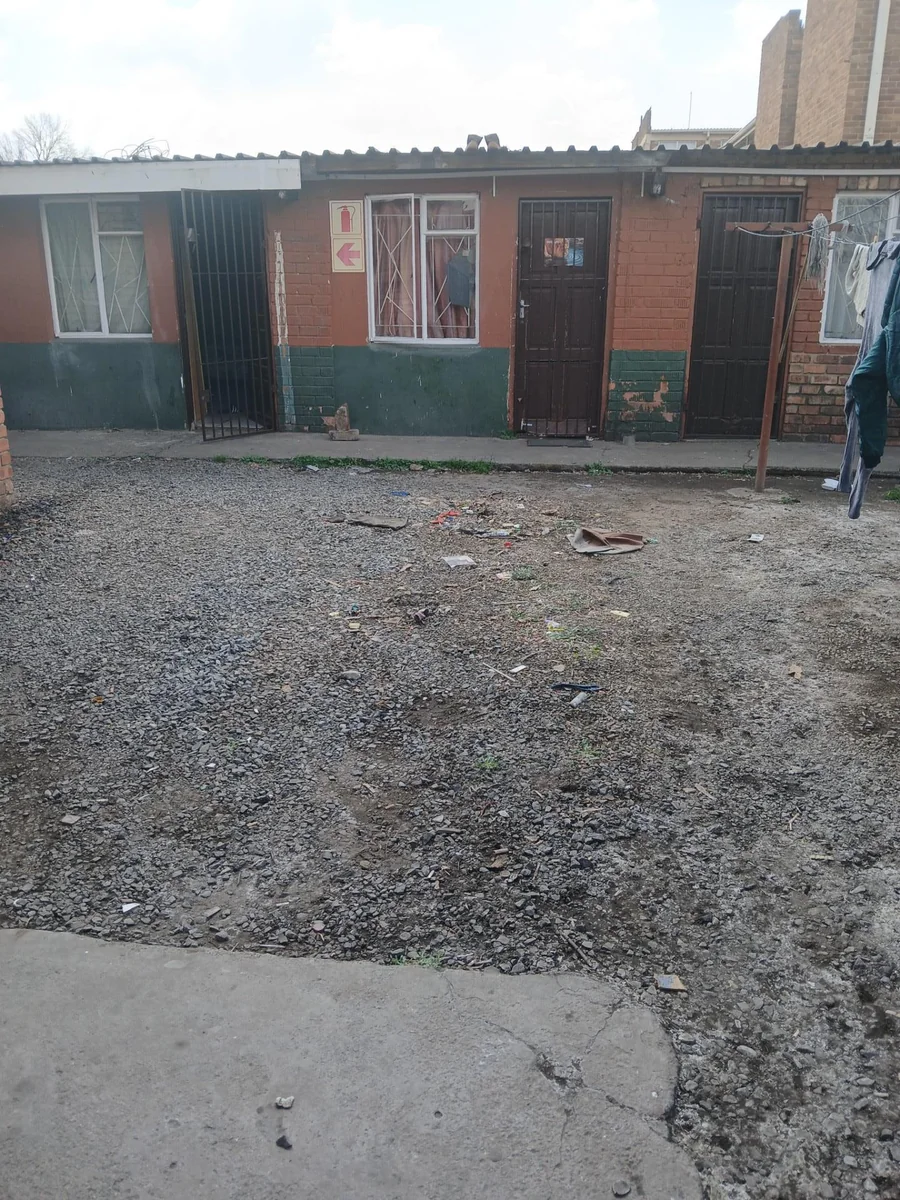 DRASTIC PRICE REDUCE! Block Of FLATS. Bedrooms --- Total 27!<br/>                            VEREENIGING CENTRAL.