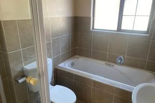 LOVELY TWO BEDROOM GROUND FLOOR APARTMENT 4 SALE IN MONTANA!