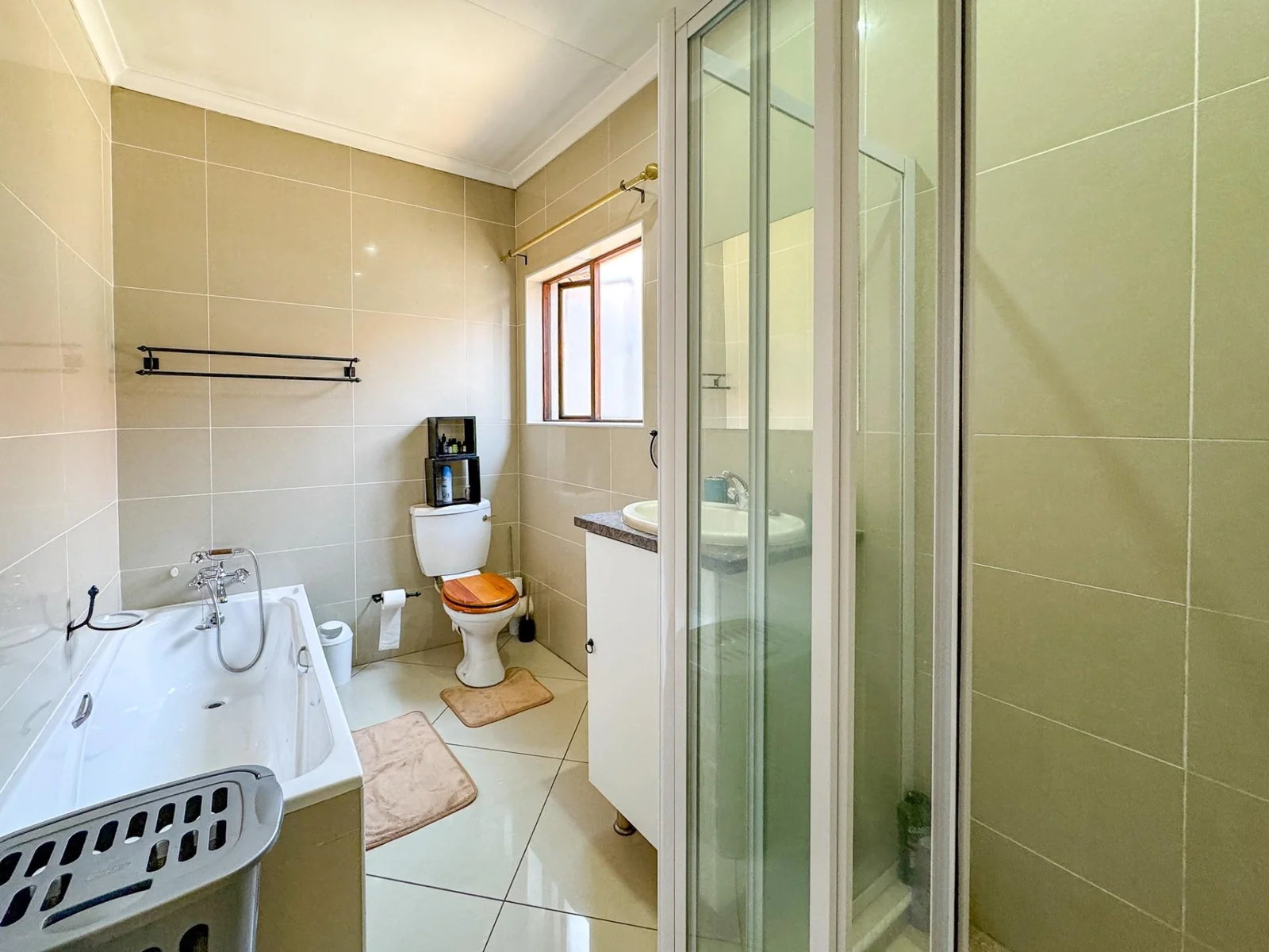 Lovely 3 Bedroom Duplex in Rietvlei Ridge Country Estate to Rent – Available from 01 August 2026
