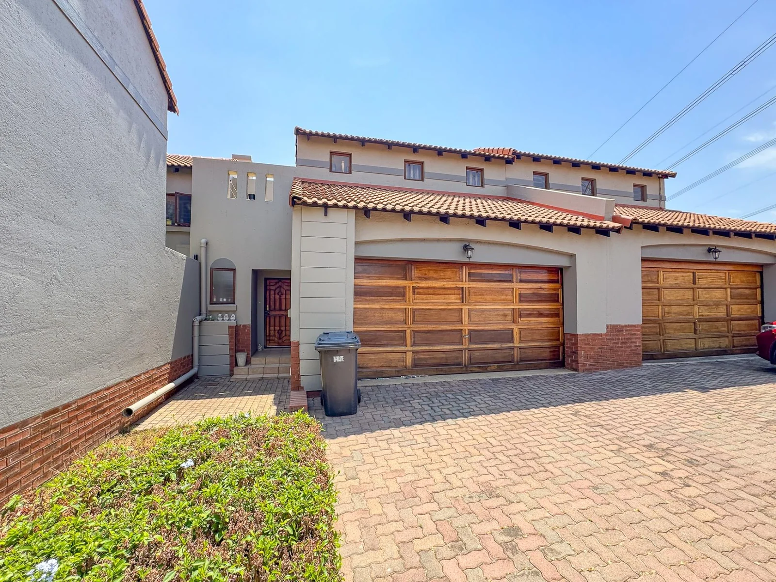 Lovely 3 Bedroom Duplex in Rietvlei Ridge Country Estate to Rent – Available from 01 August 2026