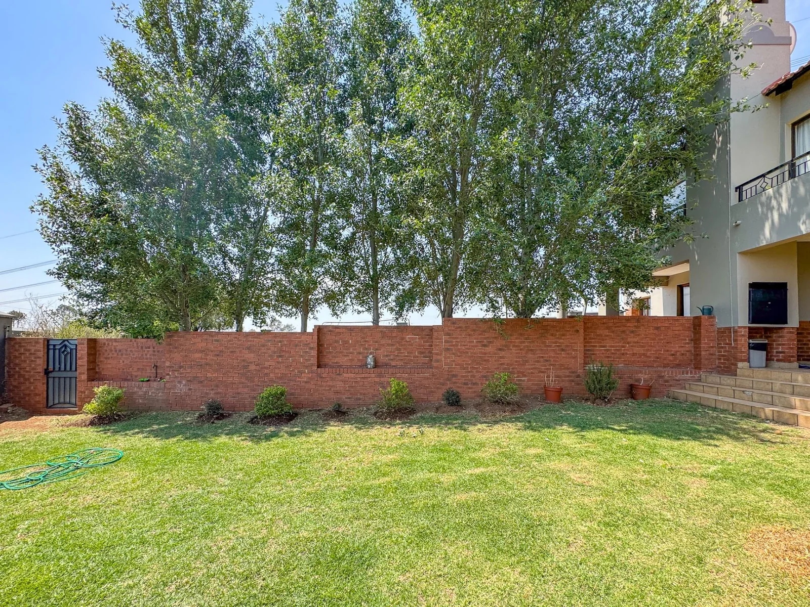 Lovely 3 Bedroom Duplex in Rietvlei Ridge Country Estate to Rent – Available from 01 August 2026