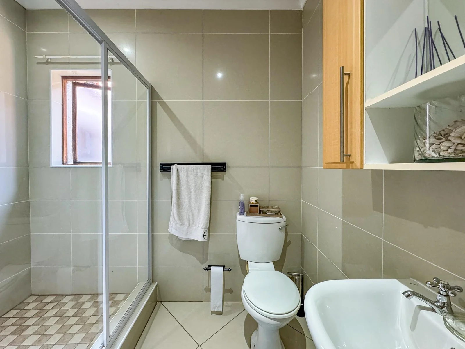 Lovely 3 Bedroom Duplex in Rietvlei Ridge Country Estate to Rent – Available from 01 August 2026