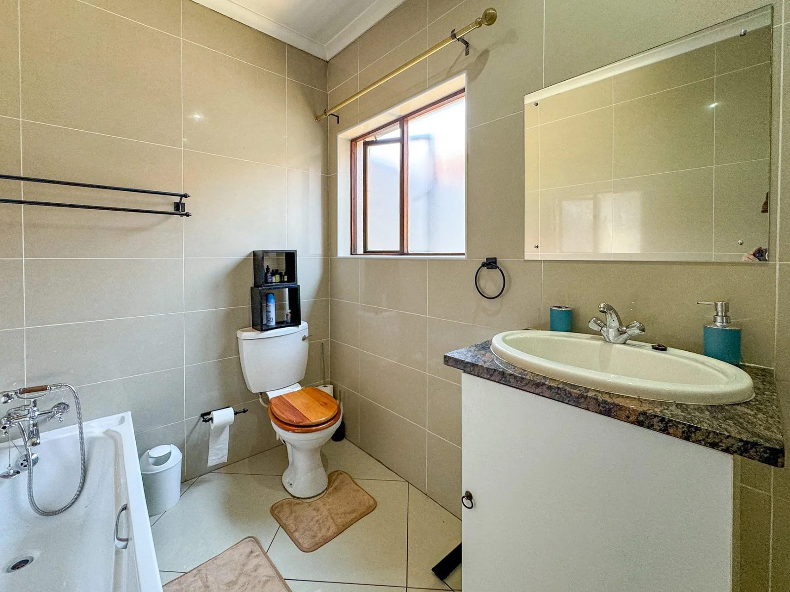 Lovely 3 Bedroom Duplex in Rietvlei Ridge Country Estate to Rent – Available from 01 August 2026