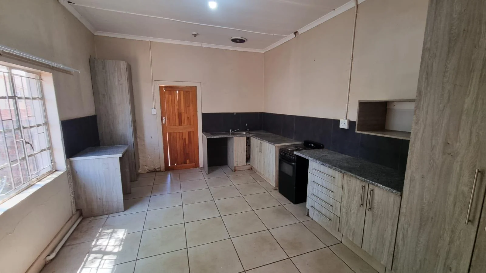 1 bedroom Bachelor Flat in Postmasburg
