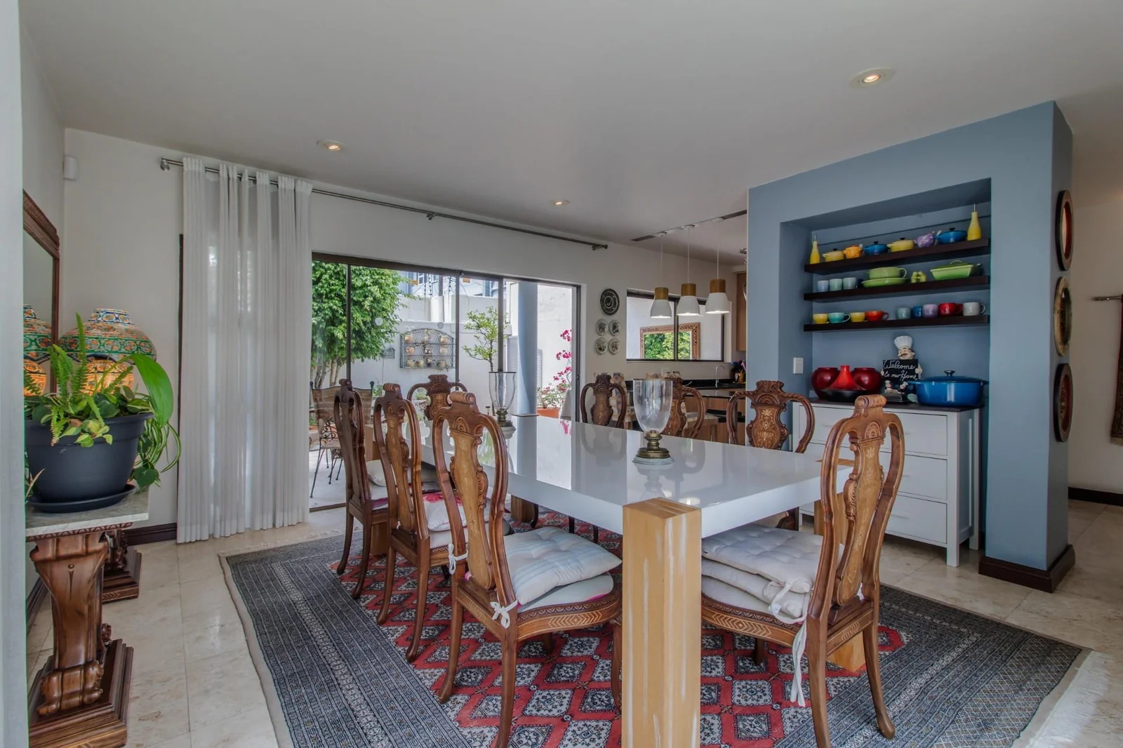 MODERN LUXURY MEETS NATURE: A UNIQUE PROPERTY