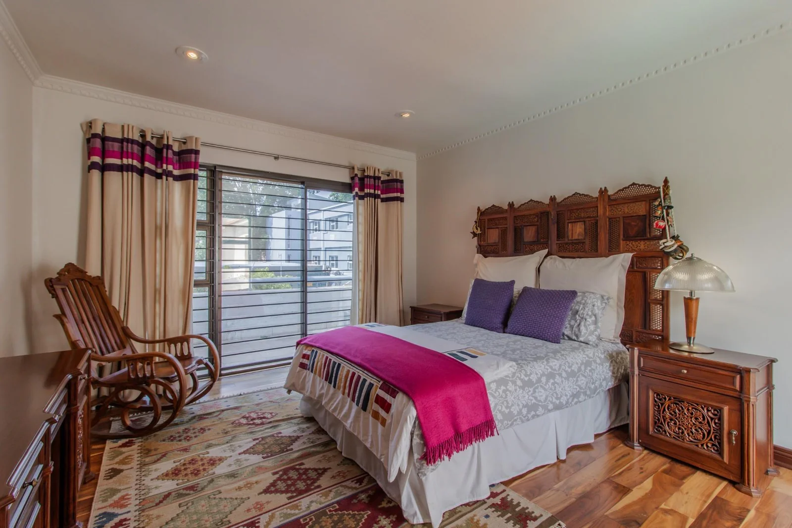 MODERN LUXURY MEETS NATURE: A UNIQUE PROPERTY