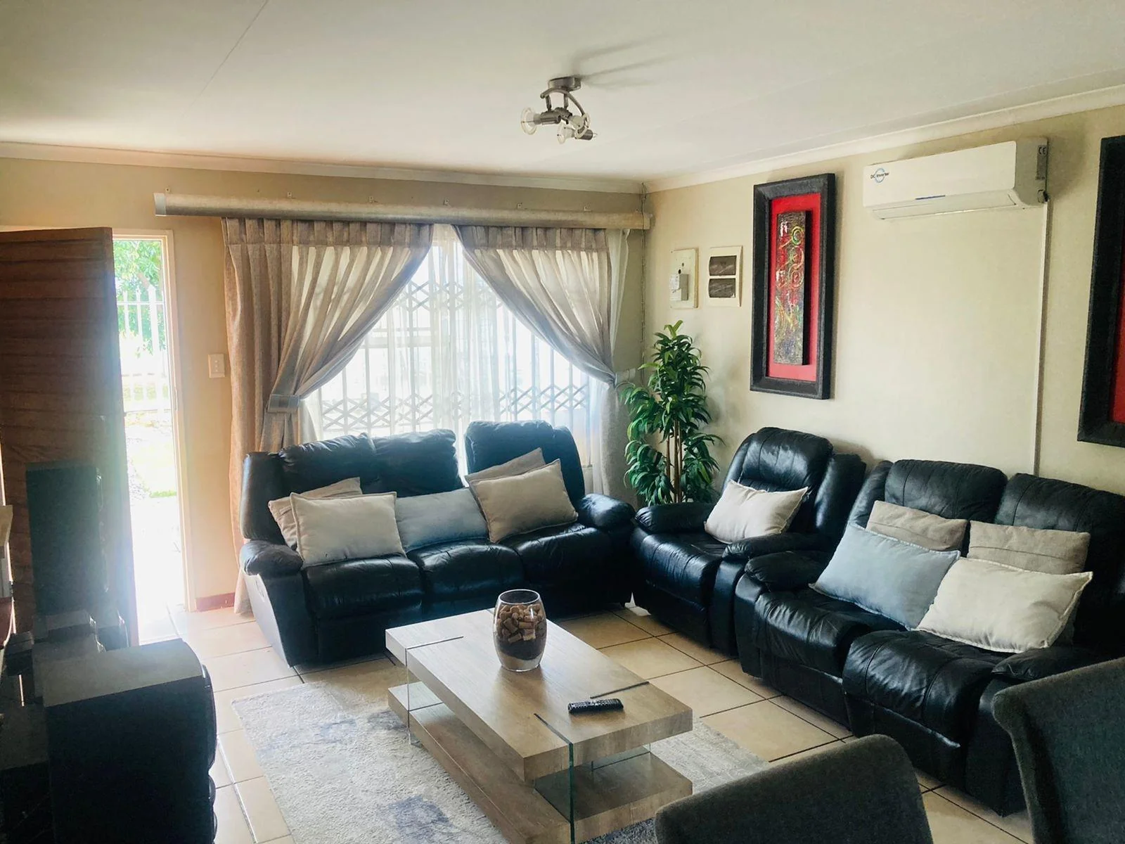 A modern 3 bedroom family house at affordable cost