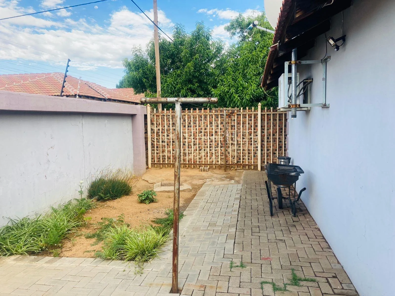 A modern 3 bedroom family house at affordable cost