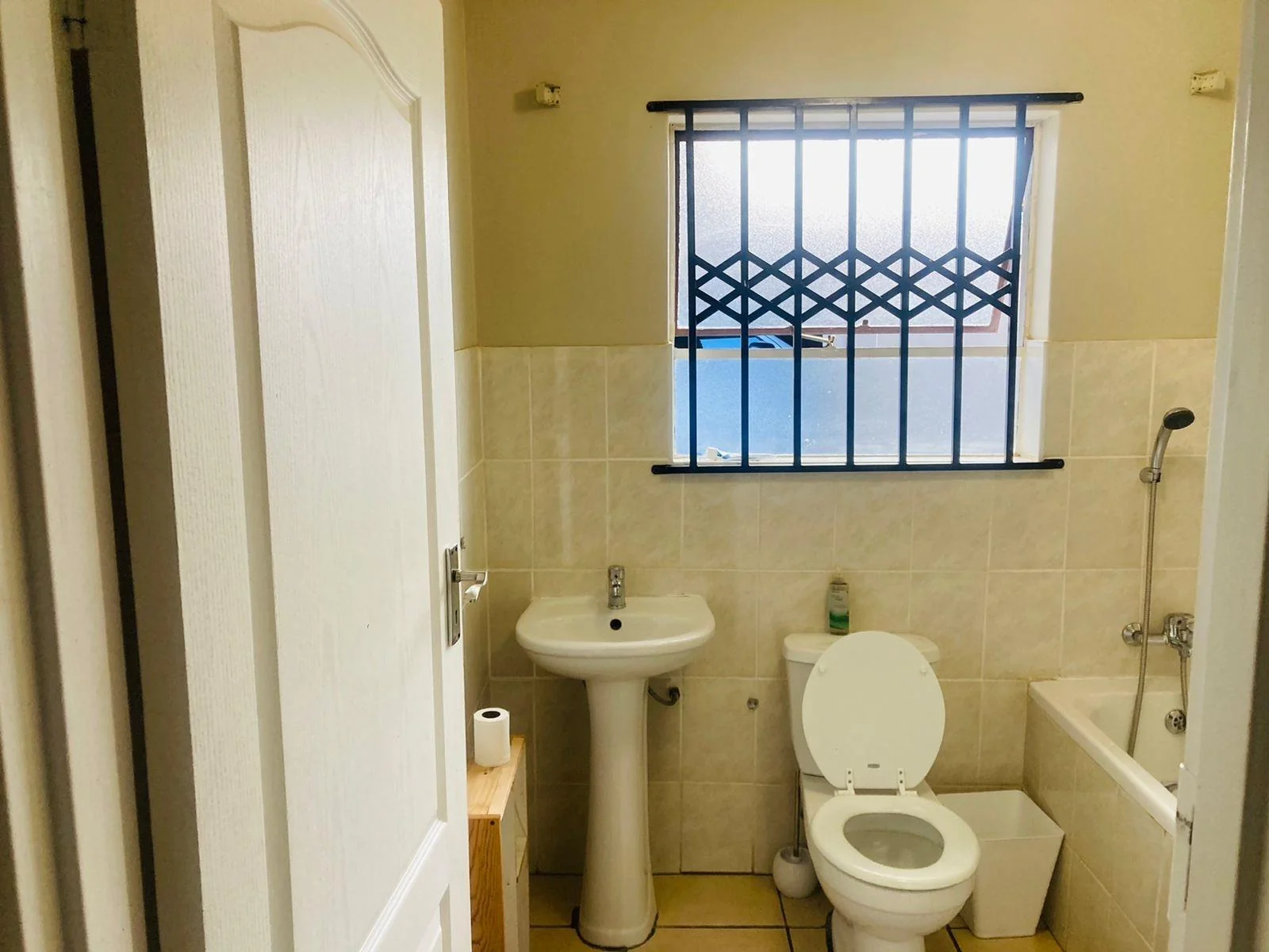 A modern 3 bedroom family house at affordable cost