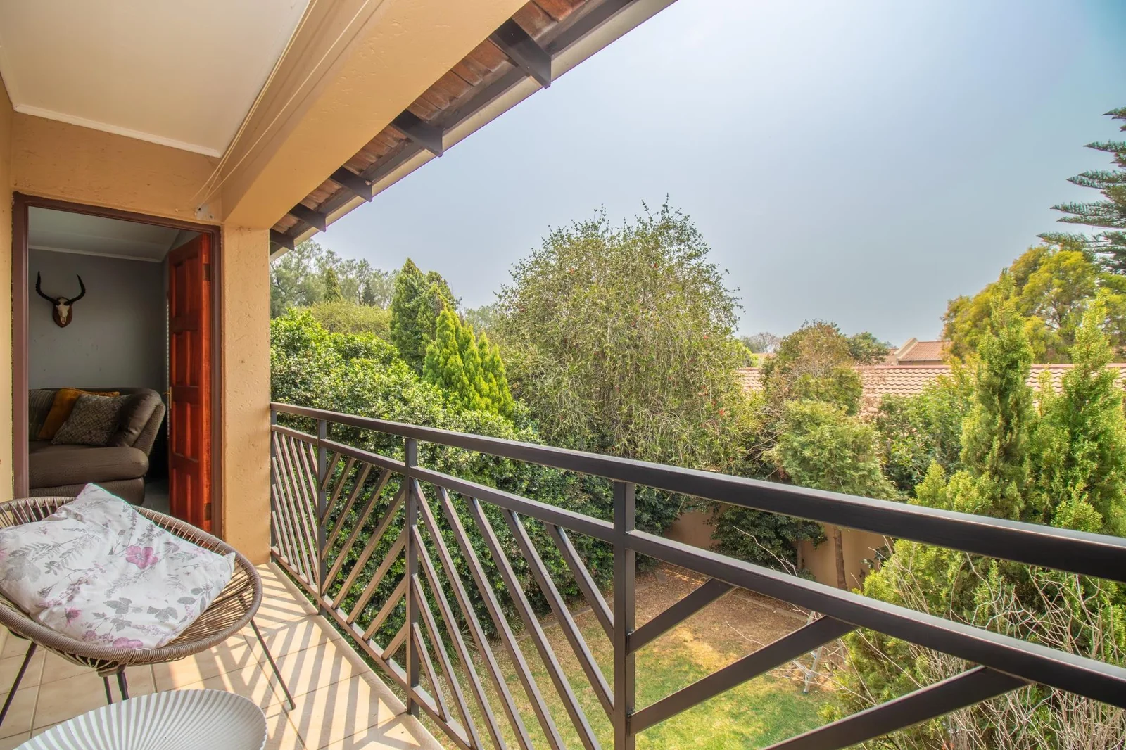 Welcome to your dream home, perfect for a Starter Family or Bachelor