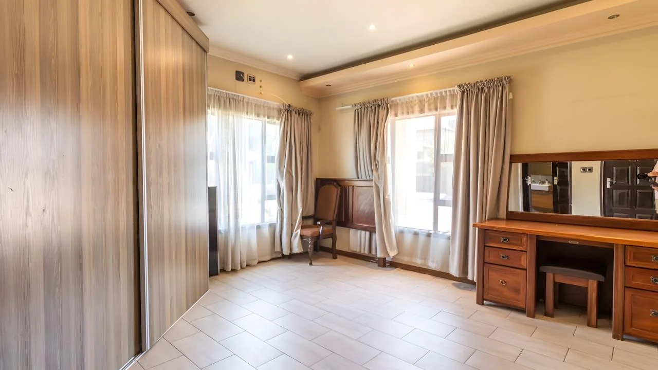 Grand 5-Bedroom Luxury Home in Blue Valley Golf Estate – Hotel-Inspired Living with Pool, Cinema & Pyjama Lounge