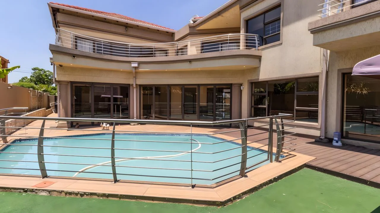 Grand 5-Bedroom Luxury Home in Blue Valley Golf Estate – Hotel-Inspired Living with Pool, Cinema & Pyjama Lounge