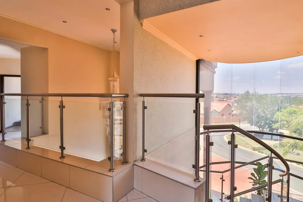 Grand 5-Bedroom Luxury Home in Blue Valley Golf Estate – Hotel-Inspired Living with Pool, Cinema & Pyjama Lounge