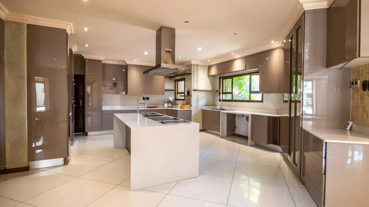 Grand 5-Bedroom Luxury Home in Blue Valley Golf Estate – Hotel-Inspired Living with Pool, Cinema & Pyjama Lounge