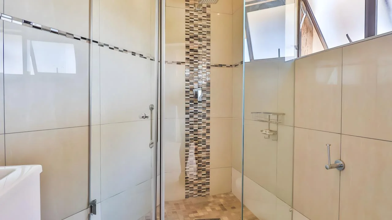 Grand 5-Bedroom Luxury Home in Blue Valley Golf Estate – Hotel-Inspired Living with Pool, Cinema & Pyjama Lounge