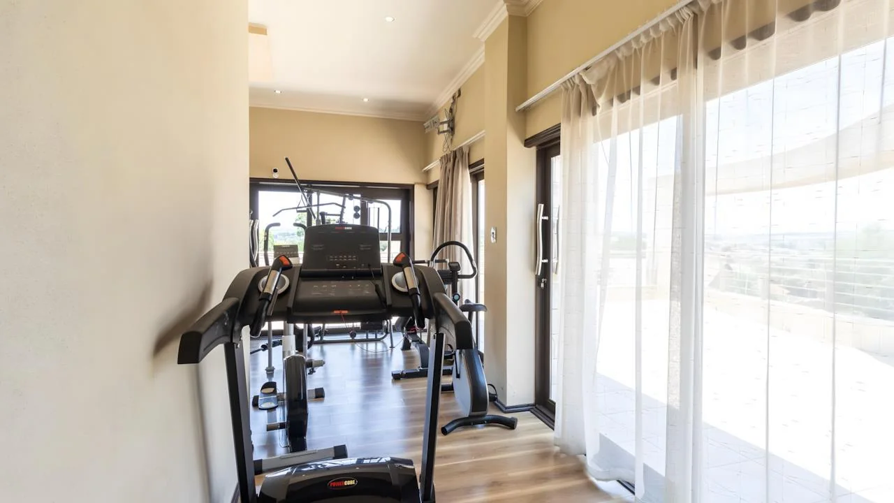 Grand 5-Bedroom Luxury Home in Blue Valley Golf Estate – Hotel-Inspired Living with Pool, Cinema & Pyjama Lounge