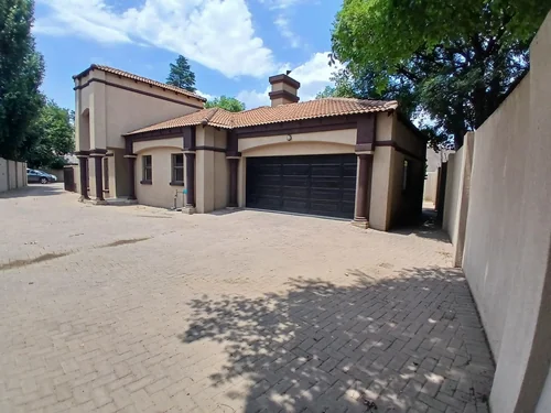 Three Rivers Proper, Vereeniging