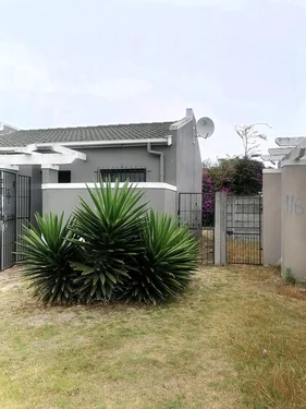 Summer Greens, Milnerton