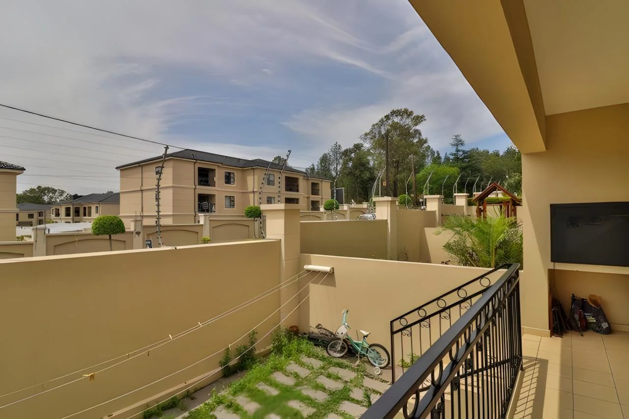 Spacious 3 Bedroom Modern House in Midrand Offering Secure Living and Gautrain Convenience