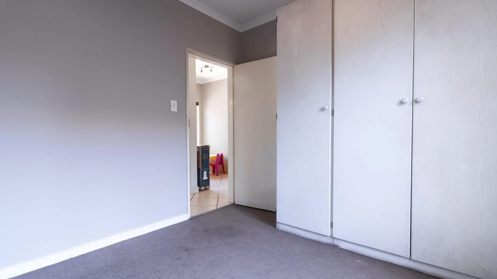 House, Three beds, Double garage, Two baths, Garden