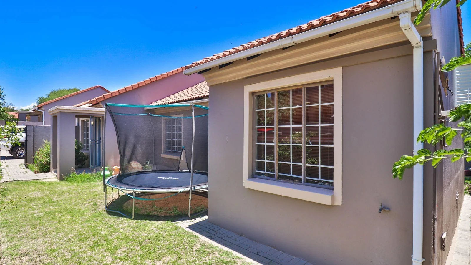 House, Three beds, Double garage, Two baths, Garden