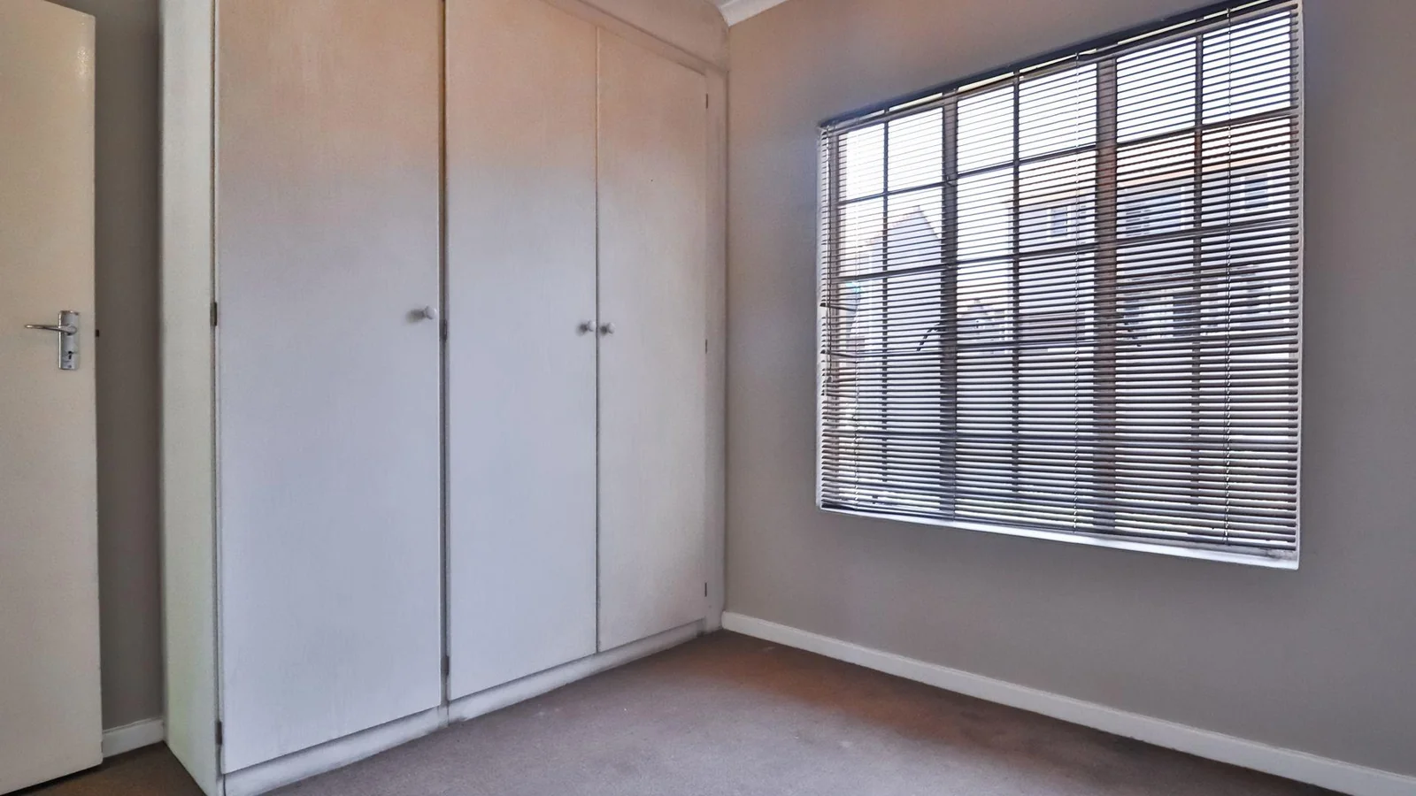 House, Three beds, Double garage, Two baths, Garden