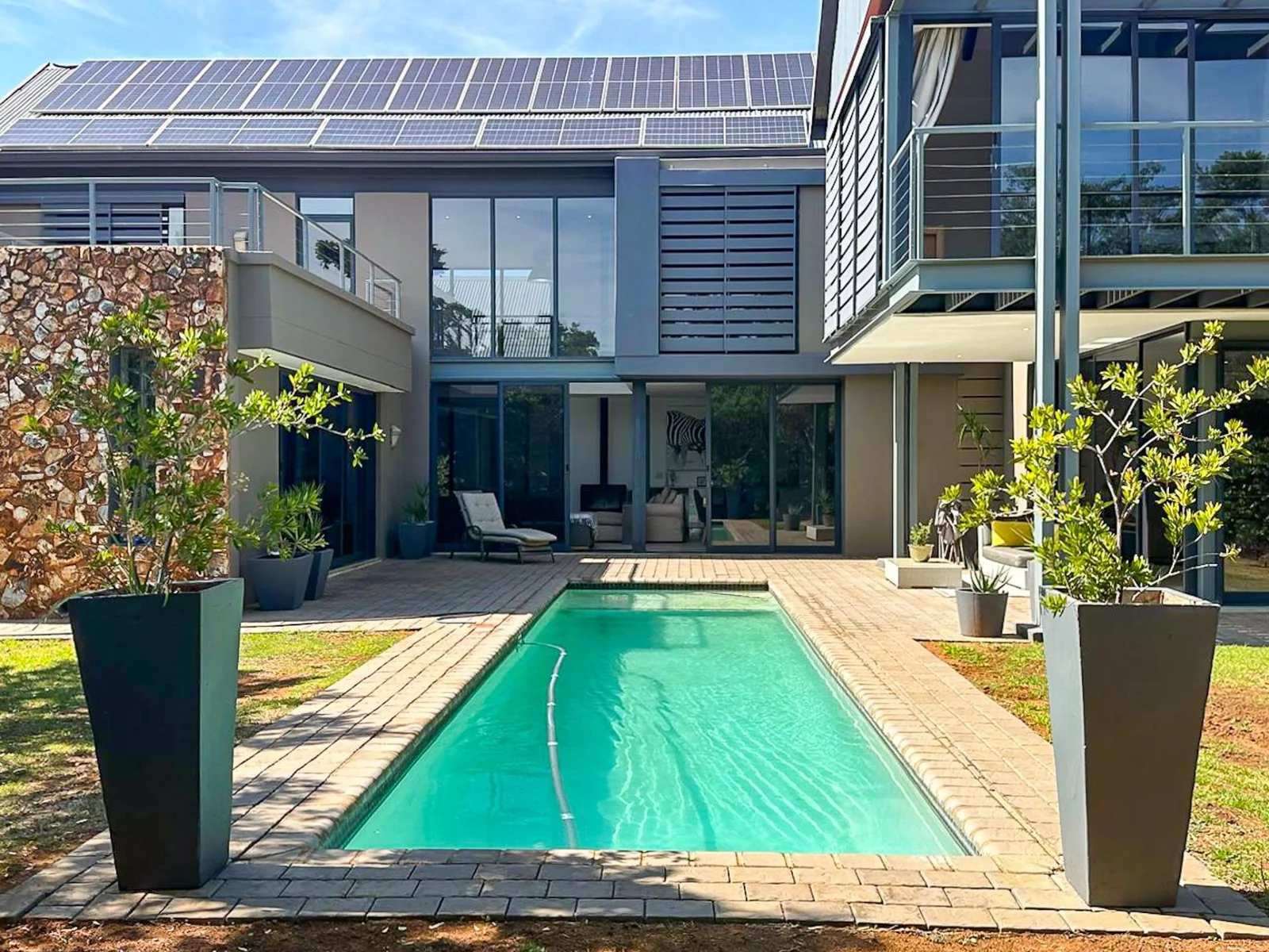 Modern Family Home with Luxury Finishes and Exceptional Features To Rent in Southdowns Estate